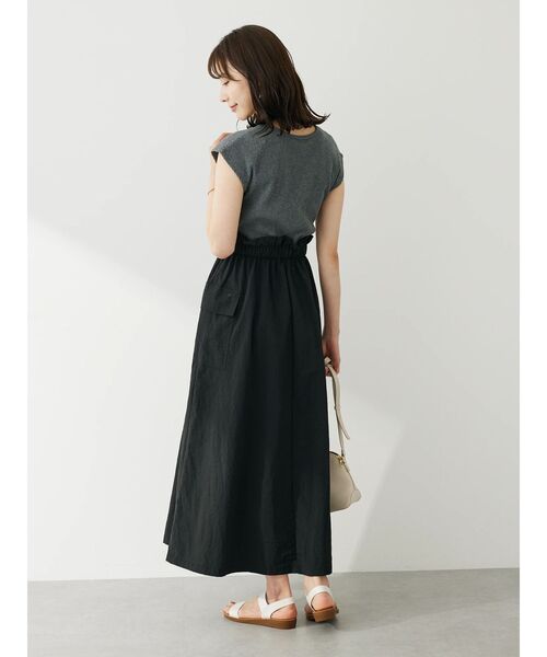 ELENCARE DUE（エレンカーレデュエ）の「・ELENCARE　DUE　リブキリカエワンピ（ワンピース・レディース・グレイッシュベージュ/チャコールグレー/ブラック・FREE）」の14枚目の写真