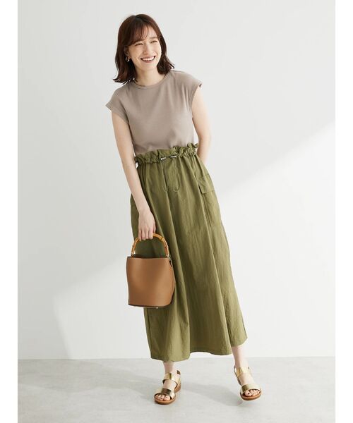 ELENCARE DUE（エレンカーレデュエ）の「・ELENCARE　DUE　リブキリカエワンピ（ワンピース・レディース・グレイッシュベージュ/チャコールグレー/ブラック・FREE）」の15枚目の写真