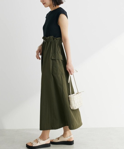 ELENCARE DUE（エレンカーレデュエ）の「・ELENCARE　DUE　リブキリカエワンピ（ワンピース・レディース・グレイッシュベージュ/チャコールグレー/ブラック・FREE）」の2枚目の写真