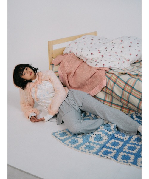 merry jenny(メリージェニー)の「flowerモヘヤライクボンネット(ニットキャップ/ビーニー・レディース・ブラック/ピンク/ベージュ・FREE)」の15枚目の写真