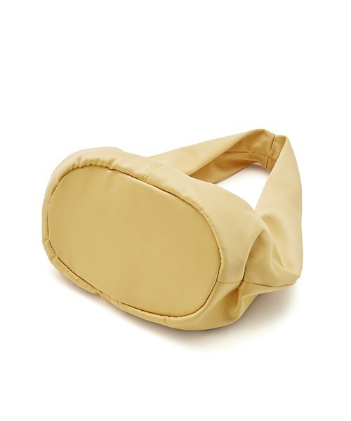 Mila Owen(ミラオーウェン)の「ワンハンドルサテンミニバッグ(ハンドバッグ・レディース・イエロー/オリーブ/ブラウン・FREE)」の10枚目の写真