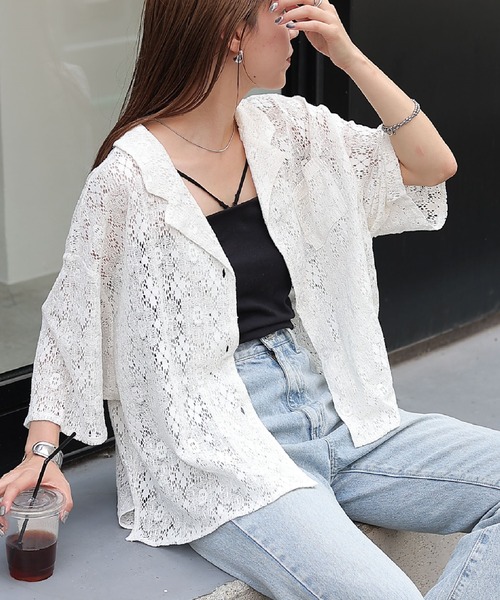 COLONY 2139（コロニートゥーワンスリーナイン）の「WEB・一部店舗限定 / クロシェレースオープンカラーシャツ（シャツ/ブラウス・レディース・オフホワイト/ブラック・FREE）」の2枚目の写真