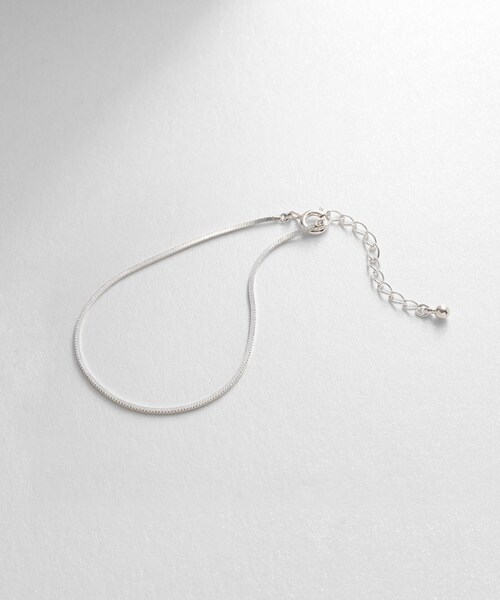 COCOSHNIK（ココシュニック）の「シルバー デザインチェーン コンパクトブレスレット（ブレスレット・レディース・シルバー・14）」の2枚目の写真