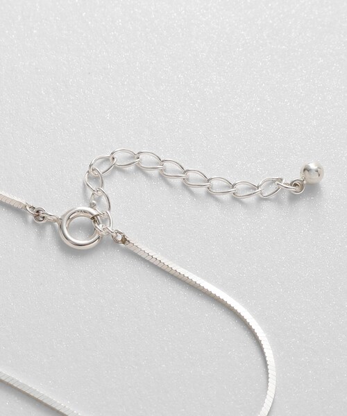 COCOSHNIK（ココシュニック）の「シルバー デザインチェーン コンパクトブレスレット（ブレスレット・レディース・シルバー・14）」の4枚目の写真