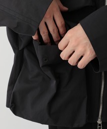 STERNBERG（スタンバーグ）の「STERNBERG/ユーティリティボンバー 
