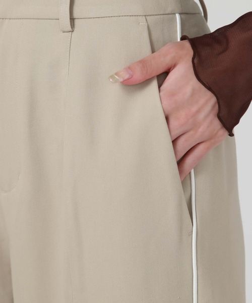 archives（アルシーヴ）の「パイピングサイドラインパンツ（その他パンツ・レディース・アイボリー/オリーブ/ブラック・MEDIUM）」の19枚目の写真