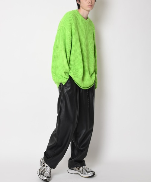 SUPERTHANKS(スーパーサンクス)の「オーバーサイズ クルーネック無地ニット(ユニセックス)honeycomb crew-neck knit(ニット/セーター・メンズ・グレー/ブラック/ライム/クリーム・M/L)」の7枚目の写真