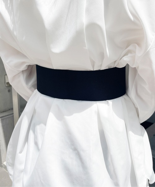 one wayザッカ（ワンウェイザッカ）の「スクエアバックル太ベルト（ベルト・レディース・シルバー/ゴールド・FREE）」の7枚目の写真