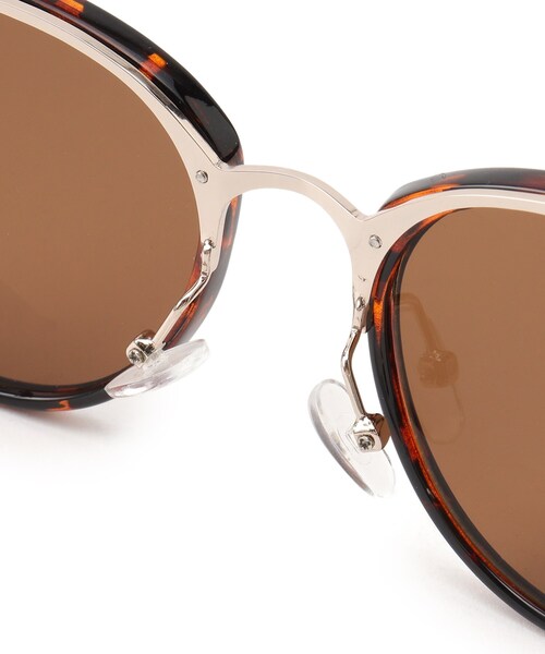 grove（グローブ）の「◆UVフラットレンズサングラス（サングラス・レディース・ナチュラル/ブラック/ダークブラウン・00）」の6枚目の写真