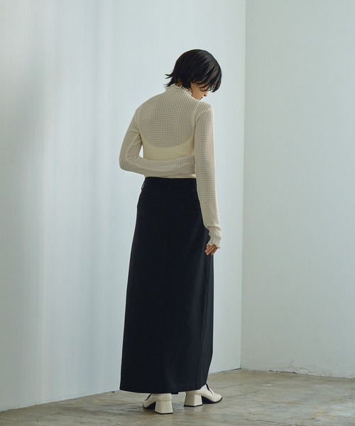abor o-t-l(アボアオーティーエル)の「リンクルタートルネックトップス(Tシャツ/カットソー・レディース・クリーム/ブラック・FREE)」の12枚目の写真