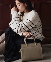 Pierrot（ピエロ）の「ショルダー付スクエアバッグ（ハンドバッグ）」