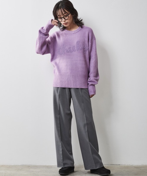 CHIC STYLE（シックスタイル）の「＜大きいサイズ＞ロゴ刺しゅうショート丈ニットプルオーバー シックスタイル（ニット/セーター・レディース・ブラック/パープル系・L/LL/3L/4L/5L）」の22枚目の写真