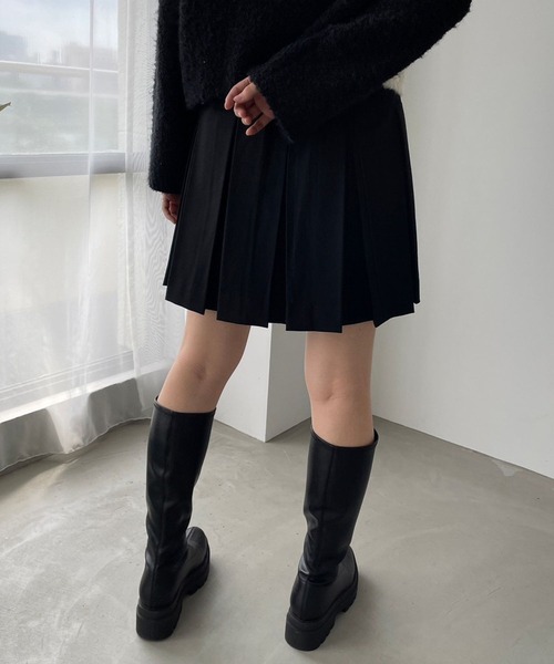 LOWRYS FARM（ローリーズファーム）の「プリーツミニスカート　980533（スカート・レディース・ブラック/グレー・FREE）」の7枚目の写真