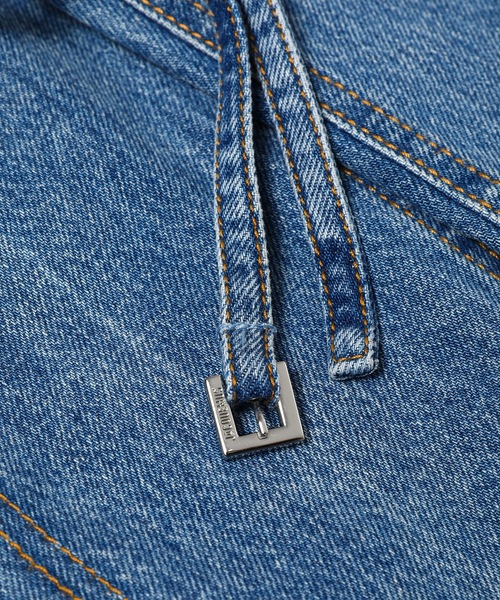 JACQUEMUS(ジャックムス)の「BELTED DENIM PA LE DE NIMES CARACO(デニムパンツ・レディース・ブルー・24/25)」の10枚目の写真