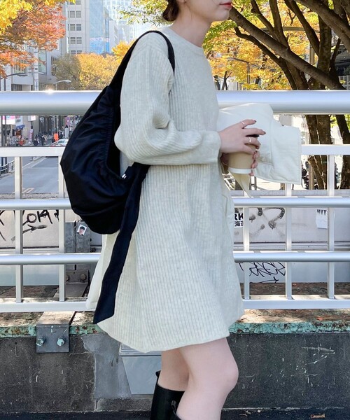 fredy emue(フレディエミュ)の「FR刺繍チュニックワンピース(ワンピース・レディース・チャコールグレー/アイボリー/サックスブルー・38)」の8枚目の写真
