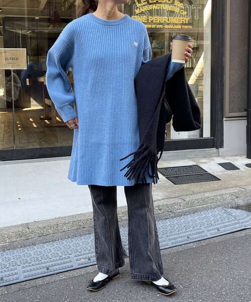 fredy emue(フレディエミュ)の「FR刺繍チュニックワンピース(ワンピース・レディース・チャコールグレー/アイボリー/サックスブルー・38)」の17枚目の写真