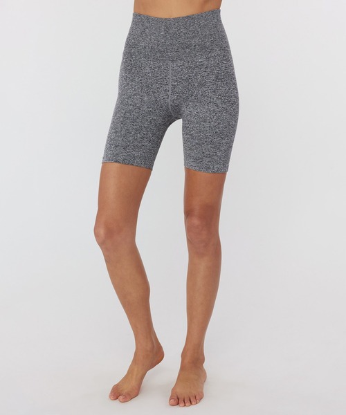 Spiritual Gangster（スピリチュアルギャングスター）の「【SPIRITUAL GANGSTER】バイカースポーツレギンス（レギンス/スパッツ・レディース・グレー・S）」の4枚目の写真