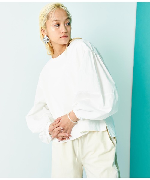 Settimissimo（セッティミッシモ）の「ランタンスリーブ 切替 プルオーバー（Tシャツ/カットソー・レディース・オフホワイト/ブラック・FREE）」の4枚目の写真