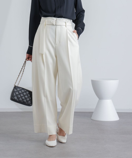 NANO universe(ナノユニバース)の「共ベルト付きハイウエストパンツ(その他パンツ・レディース・インディゴブルー/オフホワイト・M/S)」の1枚目の写真