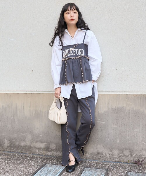 FREAK'S STORE(フリークスストア)の「ロゴ 配色メロー ビスチェ(キャミソール・レディース・ナチュラル/チャコール/イエロー・フリ-)」の2枚目の写真