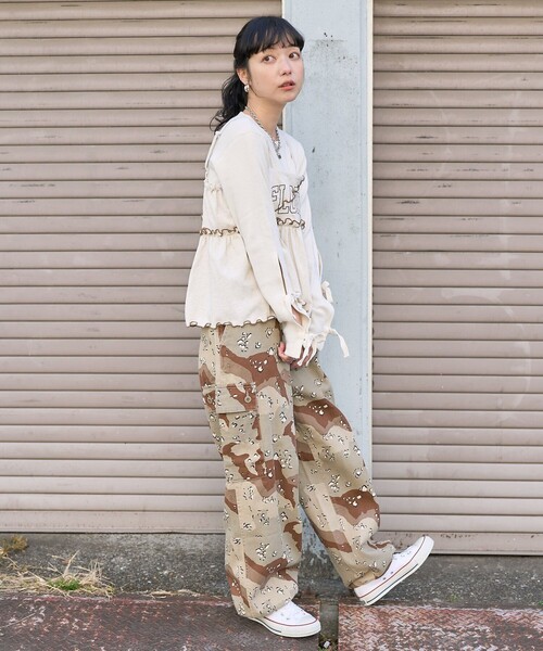 FREAK'S STORE(フリークスストア)の「ロゴ 配色メロー ビスチェ(キャミソール・レディース・ナチュラル/チャコール/イエロー・フリ-)」の8枚目の写真