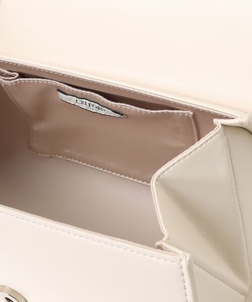 CELFORD（セルフォード）の「フラワーフリル付きセレモニーバッグ