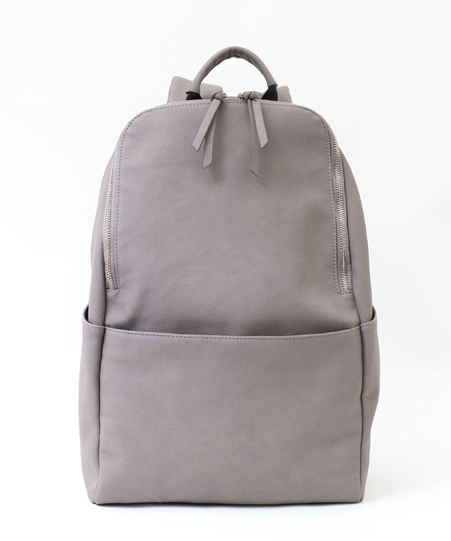 COOCO（クーコ）の「フェイクレザーラウンドファスナーリュックサック/A４・１３inPC対応（バックパック/リュック・レディース・キャメル/ブラック/グレー・9）」の10枚目の写真