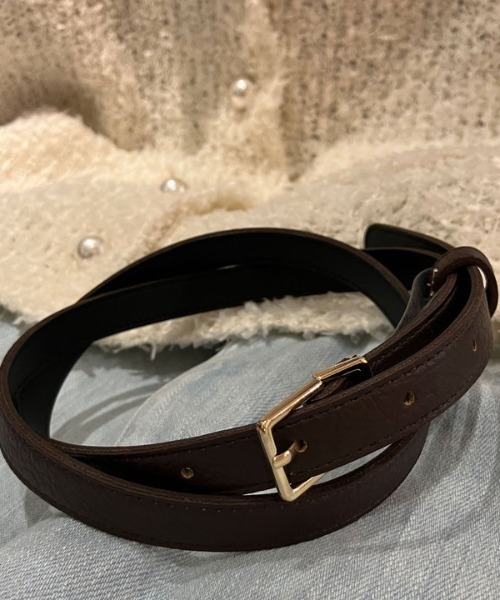 Doux archives（ドゥアルシーヴ）の「スクエアバックルベルト（ベルト・レディース・ブラウン/アイボリー/グレイッシュベージュ・FREE）」の2枚目の写真