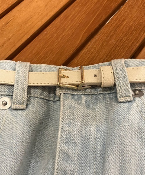Doux archives（ドゥアルシーヴ）の「スクエアバックルベルト（ベルト・レディース・ブラウン/アイボリー/グレイッシュベージュ・FREE）」の8枚目の写真
