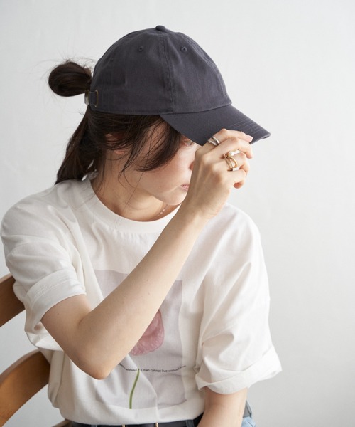 newhattan(ニューハッタン)の「【newhattan】Washed Baseball Cap(キャップ・メンズ・ブラック/オフホワイト/チャコールグレー/ベージュ・フリー)」の3枚目の写真