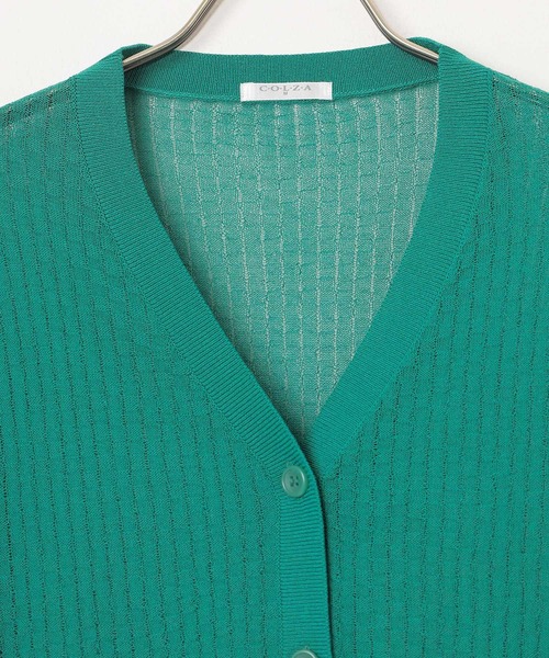 Honeys(ハニーズ)の「シアーVネックカーディガン(カーディガン/ボレロ・レディース・ベージュ/ブラック/グリーン/ホワイト・LL/L/M/S)」の6枚目の写真