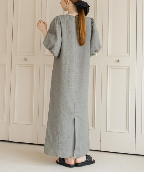 hinari(ヒナリ)の「チェック柄パフスリーブワンピース(ワンピース・レディース・ネイビー/グリーン/ブラウン/グレー・X-SMALL/SMALL/FREE)」の19枚目の写真