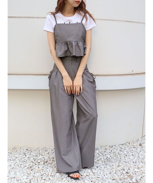 EVRIS（エヴリス）の「ピンストライプペプラムビスチェ【セットアップ着用可能】（キャミソール・レディース・ブルー/グレー/ブラック・FREE）」の11枚目の写真