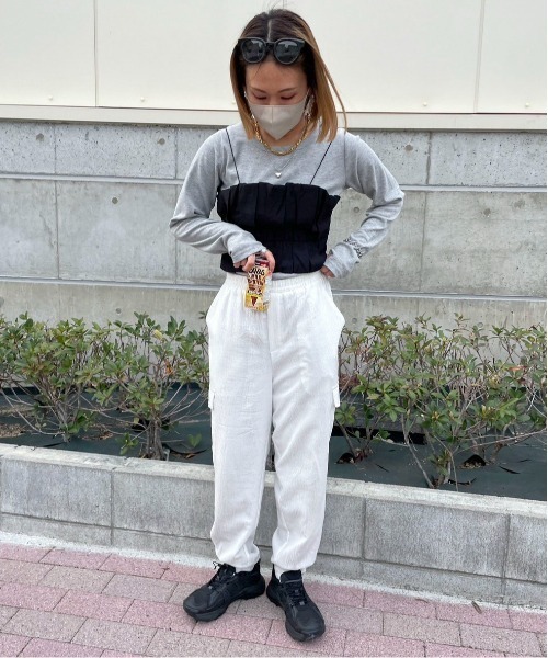 feepur by saya(フェピュールバイサヤ)の「ギャザービスチェsetリブロンTee(Tシャツ/カットソー・レディース・グレー/ブラック/グリーン/オフホワイト・MEDIUM)」の5枚目の写真