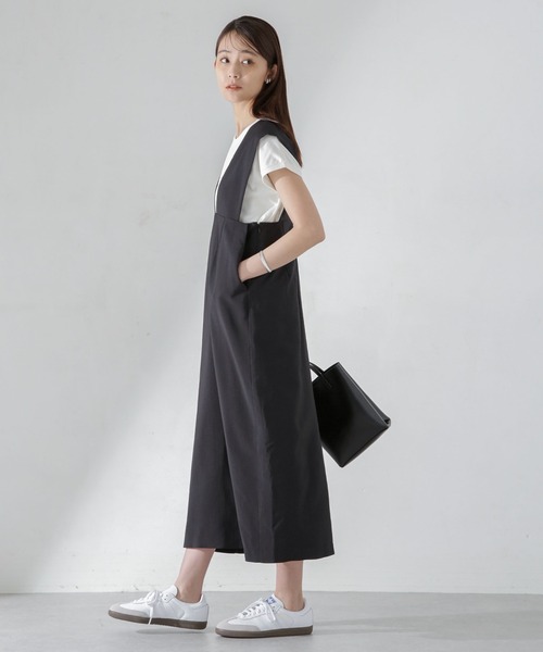 NANO universe(ナノユニバース)の「Iラインジャンパースカート(ワンピース・レディース・ベージュ/レンガ/ブラック・FREE)」の5枚目の写真