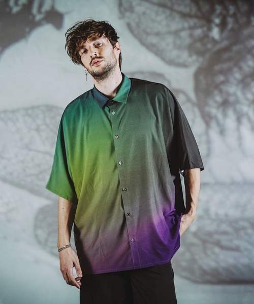 NO ID.（ノーアイディ）の「グラデーションプリントドルマンスリーブ