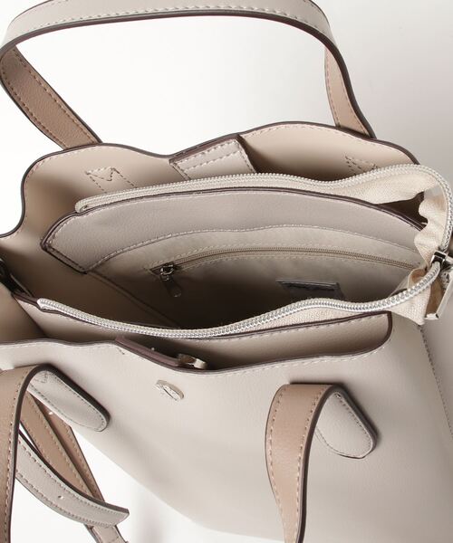 Legato Largo（レガートラルゴ）の「Legato Largo / かるいかばん　縦型２ＷＡＹトート / LG-P0117（トートバッグ・レディース・ブラック/アイボリー/オリーブ/ライトブルー/ベージュ/ラベンダー/イエロー/キャメル/ベージュ系その他・ONESIZE）」の12枚目の写真