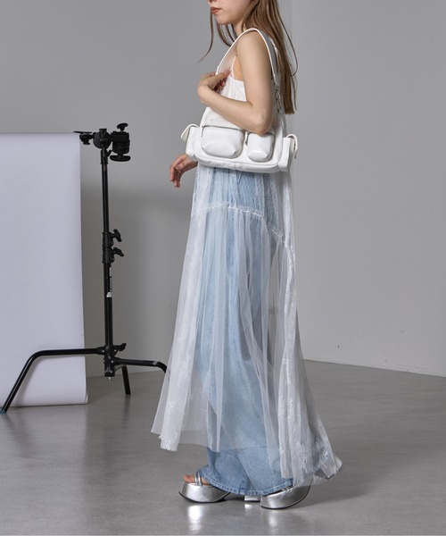 RAY CASSIN（レイカズン）の「パネルレースキャミワンピース（ワンピース・レディース・ホワイト/ブラック/サックスブルー・FREE）」の7枚目の写真