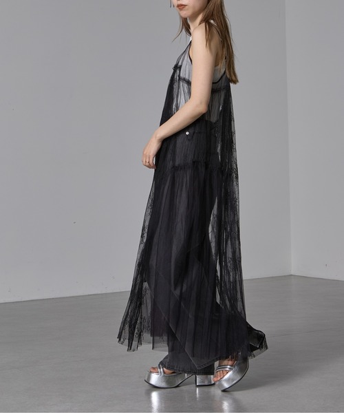 RAY CASSIN（レイカズン）の「パネルレースキャミワンピース（ワンピース・レディース・ホワイト/ブラック/サックスブルー・FREE）」の14枚目の写真