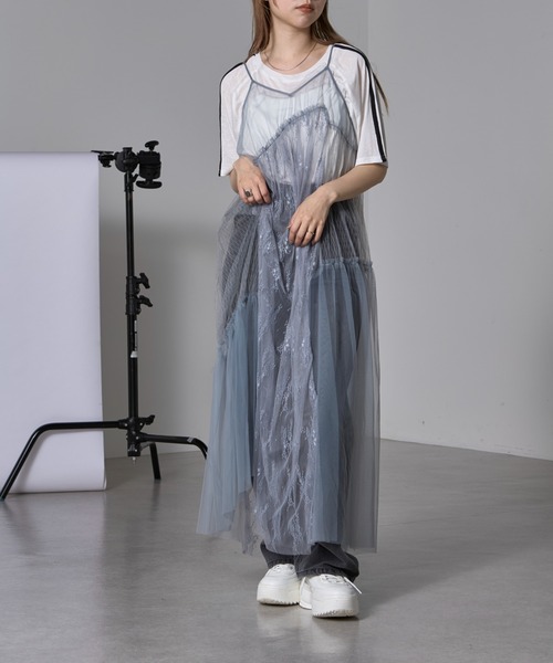 RAY CASSIN（レイカズン）の「パネルレースキャミワンピース（ワンピース・レディース・ホワイト/ブラック/サックスブルー・FREE）」の17枚目の写真