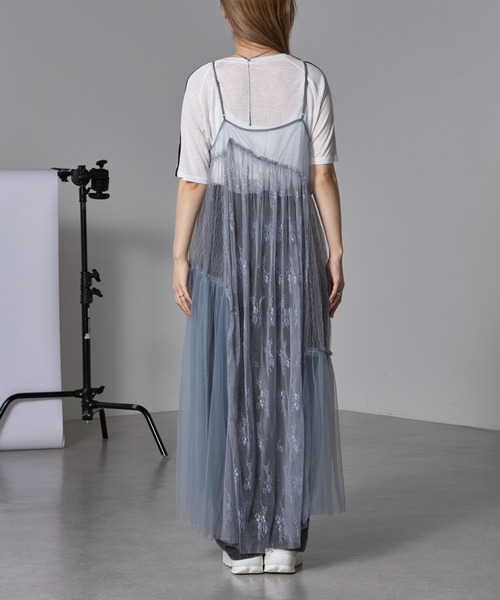 RAY CASSIN（レイカズン）の「パネルレースキャミワンピース（ワンピース・レディース・ホワイト/ブラック/サックスブルー・FREE）」の22枚目の写真