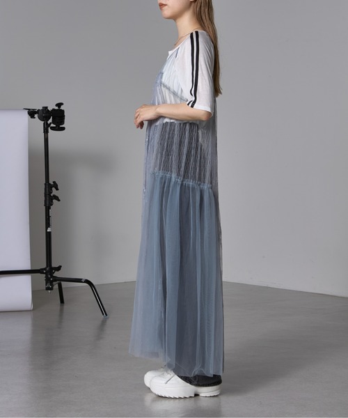 RAY CASSIN（レイカズン）の「パネルレースキャミワンピース（ワンピース・レディース・ホワイト/ブラック/サックスブルー・FREE）」の21枚目の写真