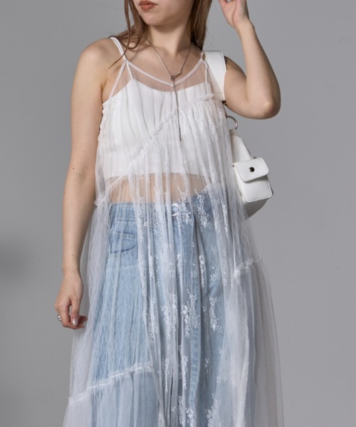 RAY CASSIN（レイカズン）の「パネルレースキャミワンピース（ワンピース・レディース・ホワイト/ブラック/サックスブルー・FREE）」の8枚目の写真