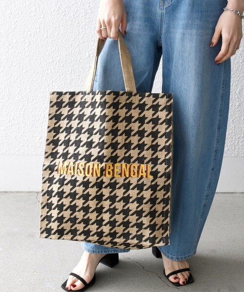 MAISON BENGAL(マイソンベンガル)の「MAISON BENGAL: チェック柄 ジュート トート バッグ(トートバッグ・レディース・ブラック/ダークグレー・ONE SIZE)」の2枚目の写真