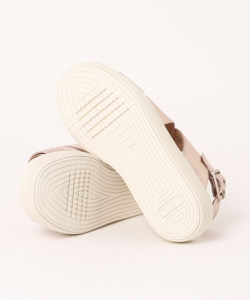 COLE HAAN（コールハーン）の「オリジナルグランド プラットフォーム サンダル womens（サンダル・レディース・ゴールド・5/5.5/6/6.5/7/7.5/8）」の3枚目の写真