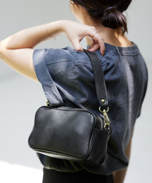 MARCO BIANCHINI(マルコビアンチーニ)の「MARCO BIANCHINI/マルコ・ビアンキーニ SLOBE別注 ショルダーバッグ 24019(ショルダーバッグ・レディース・アイボリー/ブラック/ブラウン・FREE)」の13枚目の写真