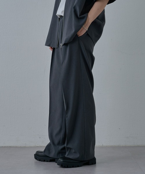 COLONY 2139（コロニートゥーワンスリーナイン）の「ドライエアーイージータックワイドパンツ（スラックス・メンズ・ブラック/グレー・LARGE/MEDIUM）」の3枚目の写真