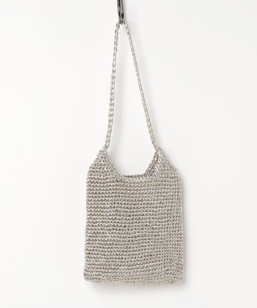 MAISON mou(メゾンムー)の「【Swaraj/スワラージ】MACRAME METALIC BAG(手編み)ワンハンドル(ハンドバッグ・レディース・ピンク系その他/その他1/ゴールド/ブラック/シルバー/ブルー・FREE)」の3枚目の写真