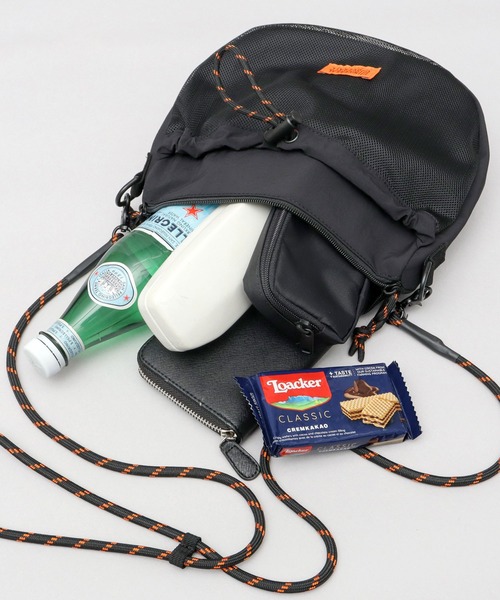 UNIVERSAL OVERALL（ユニバーサルオーバーオール）の「撥水加工 ナイロン フロントメッシュポケット ザイルコード ショルダーバッグ（ショルダーバッグ・メンズ・ブラック/ライトグレー/モカ・FREE）」の6枚目の写真