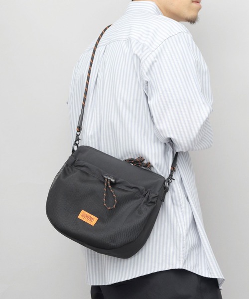UNIVERSAL OVERALL（ユニバーサルオーバーオール）の「撥水加工 ナイロン フロントメッシュポケット ザイルコード ショルダーバッグ（ショルダーバッグ・メンズ・ブラック/ライトグレー/モカ・FREE）」の21枚目の写真
